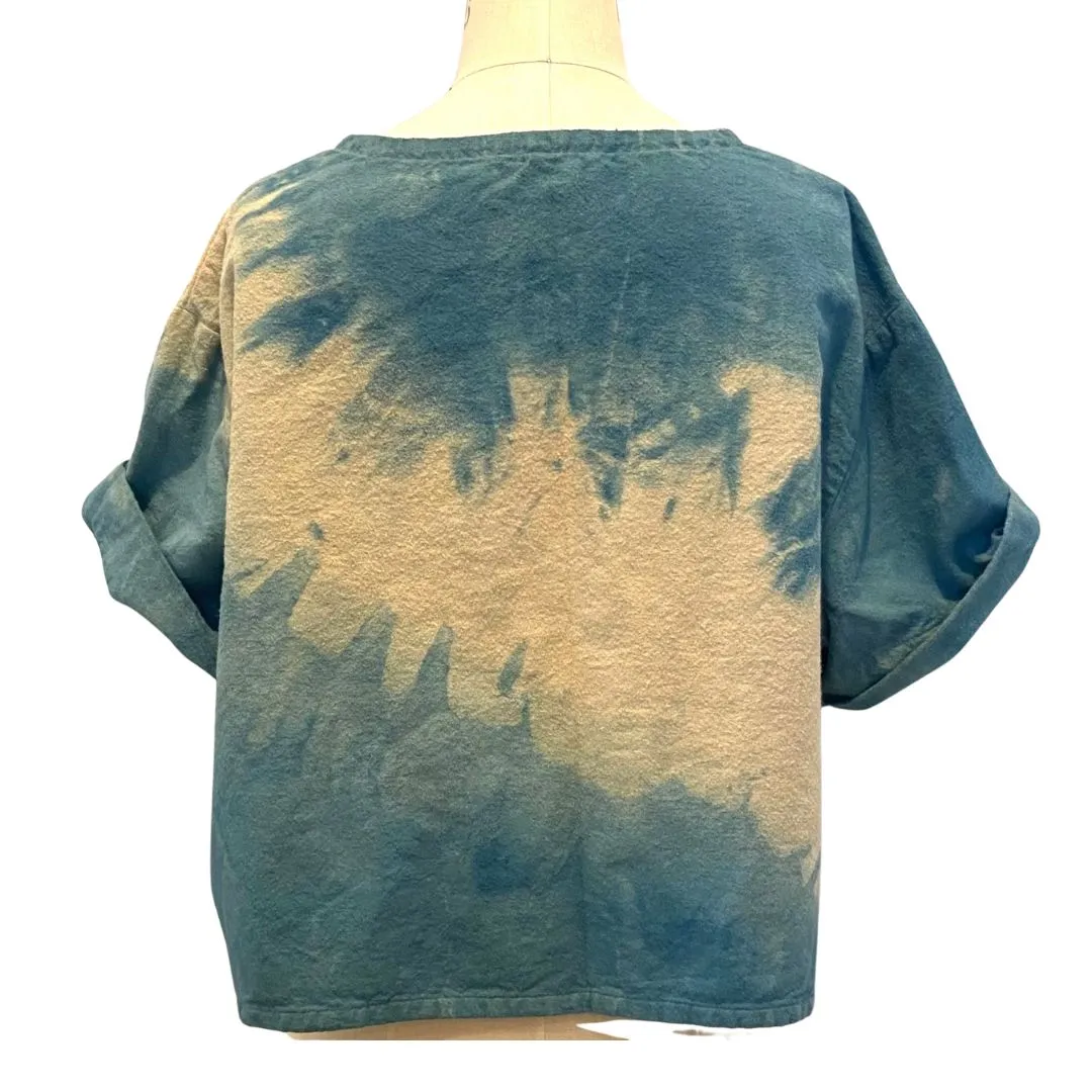 Allyn Boxy Tee: Sustainable Warmth & Effortless Style in Blue Tan Ombre